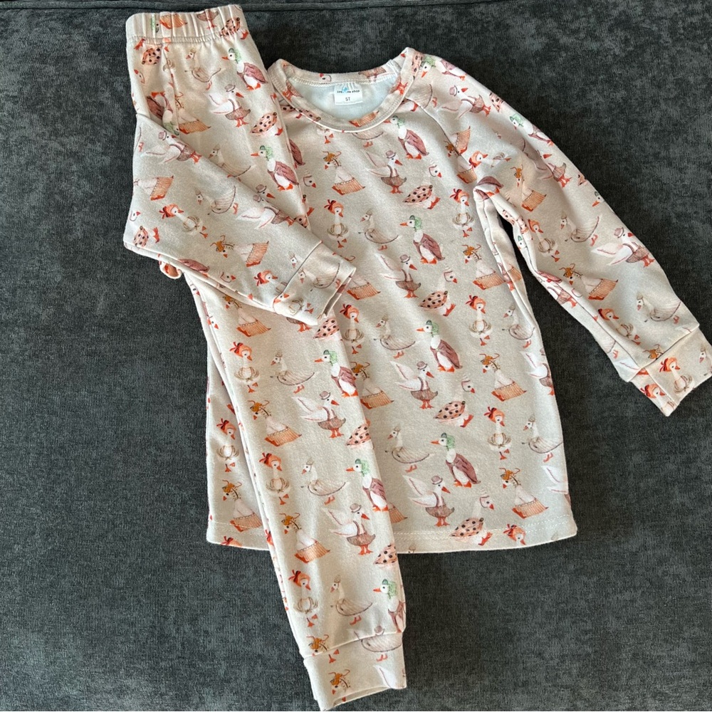 Little One Shop Goose Lounge Set Size 5